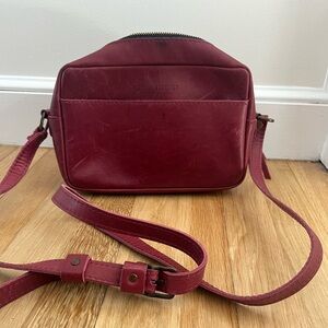 Portland Leather Goods Boysenberry Toaster Crossbody Large Camera Bag